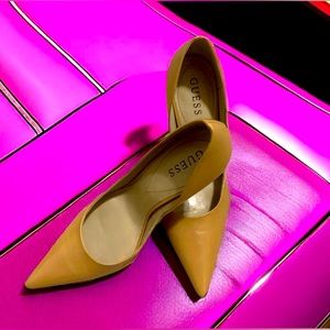 Guess Beig Stiletto with Wood heel’s LIKE NEW - 10